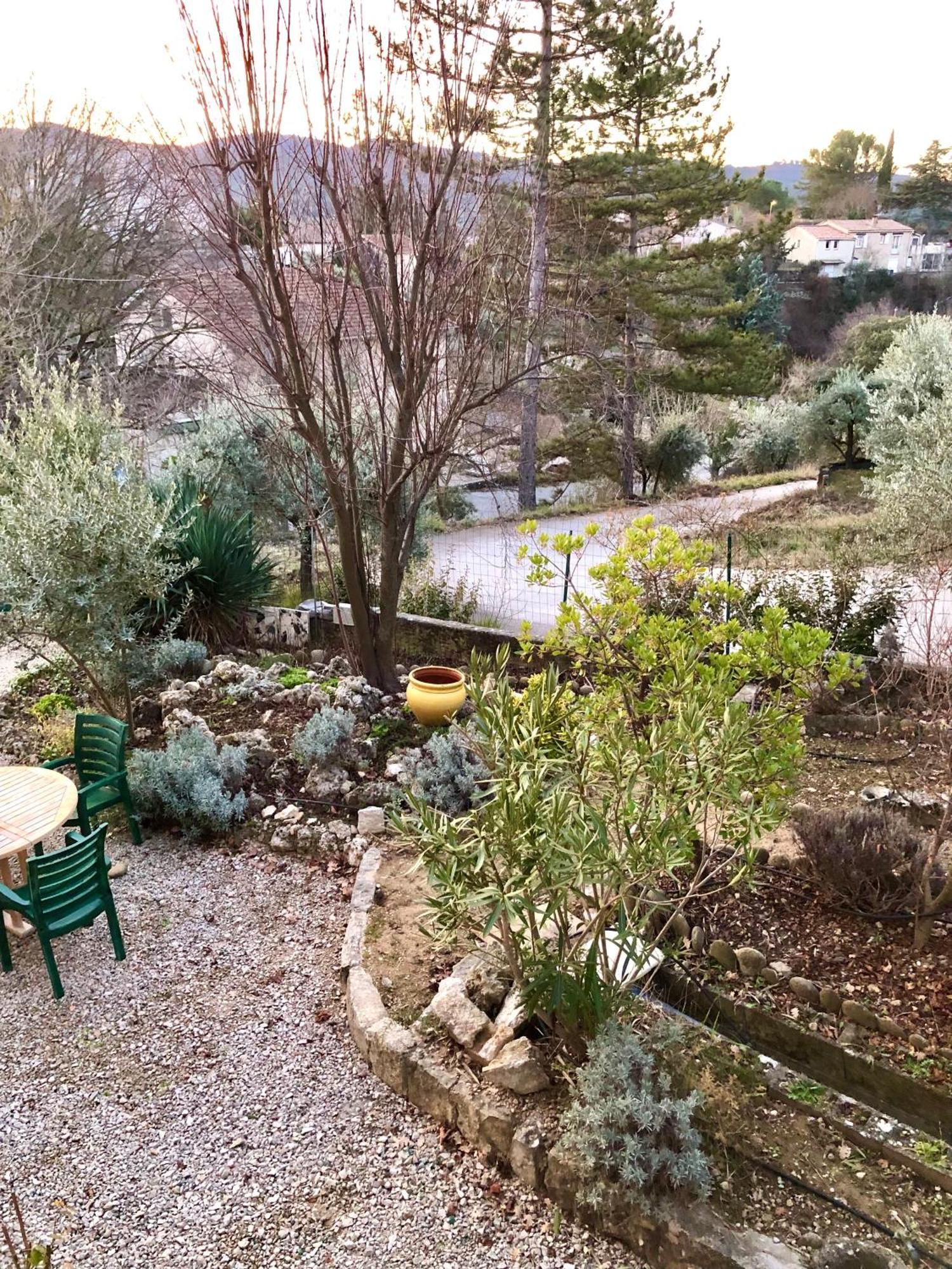 La Rocaille Du Chateau Greoux-les-Bains Ngoại thất bức ảnh